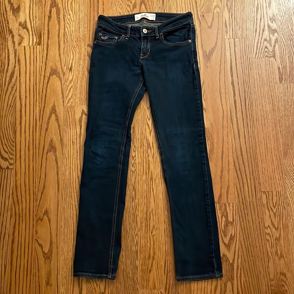 Juniors Hollister jeans